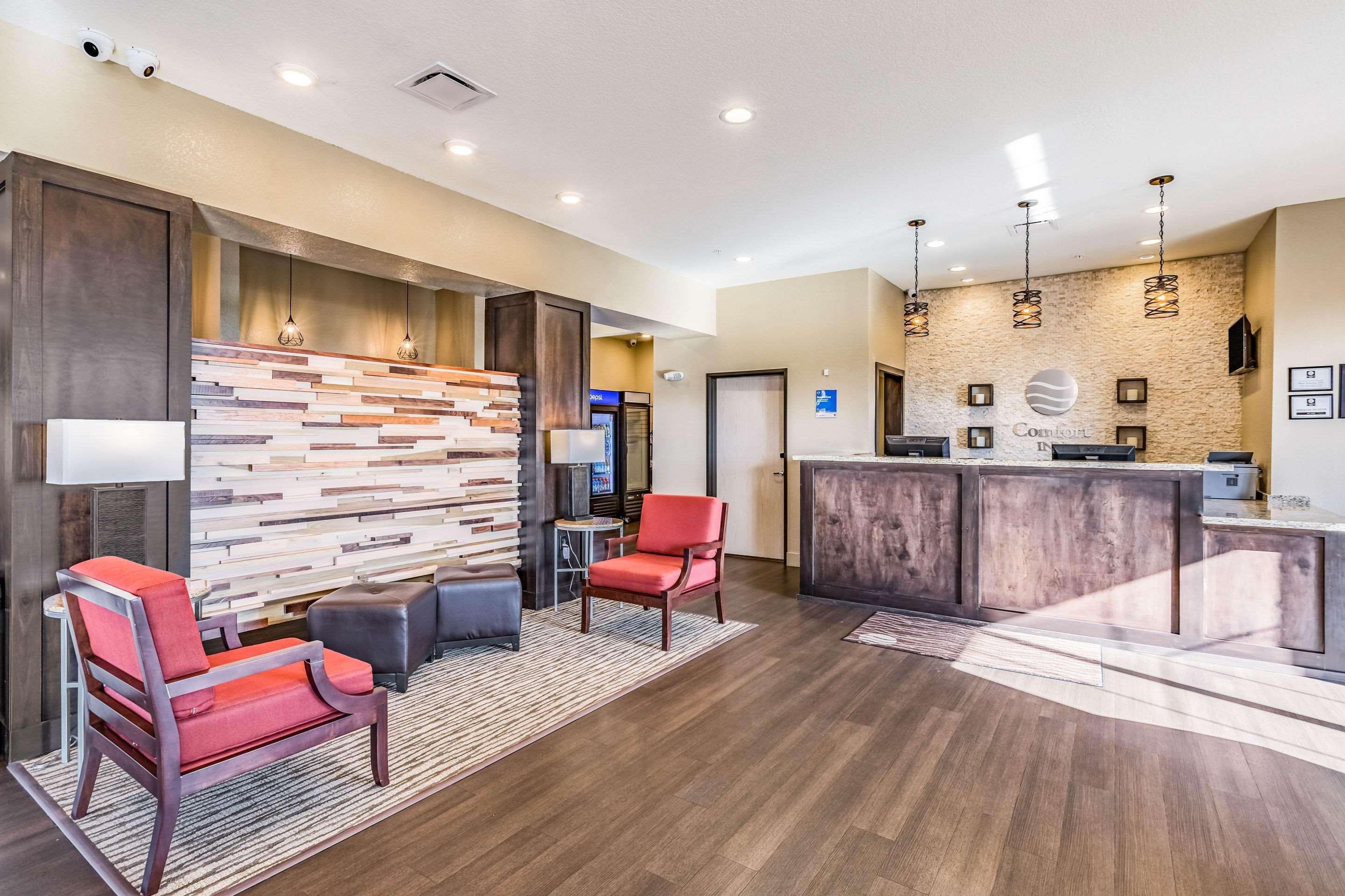 Comfort Inn Altoona-Des Moines מראה חיצוני תמונה