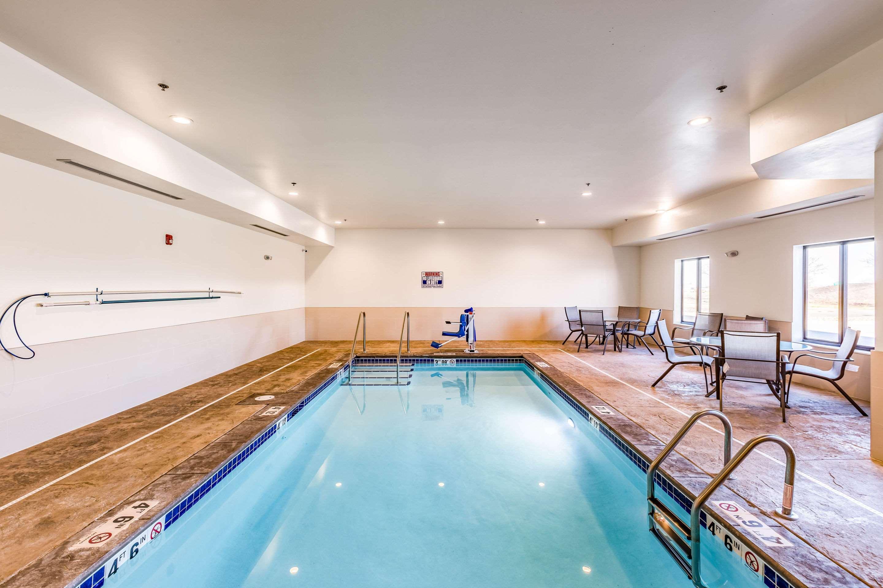 Comfort Inn Altoona-Des Moines מראה חיצוני תמונה